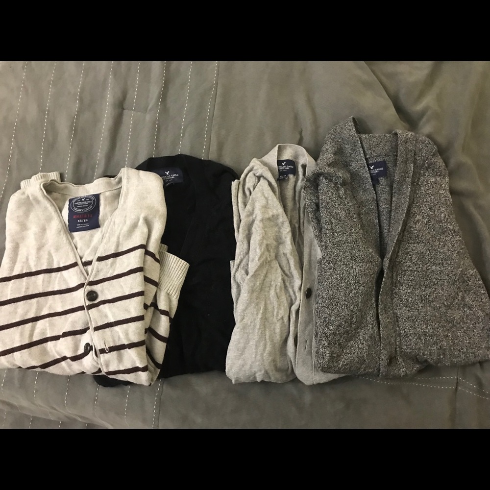 American Eagle Cardigan Bundle (4)